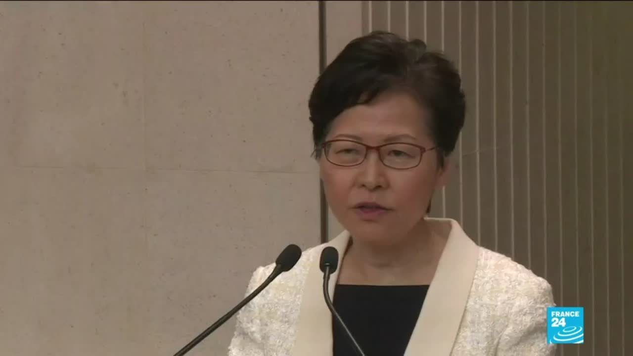 Carrie Lam dément vouloir démissionner
