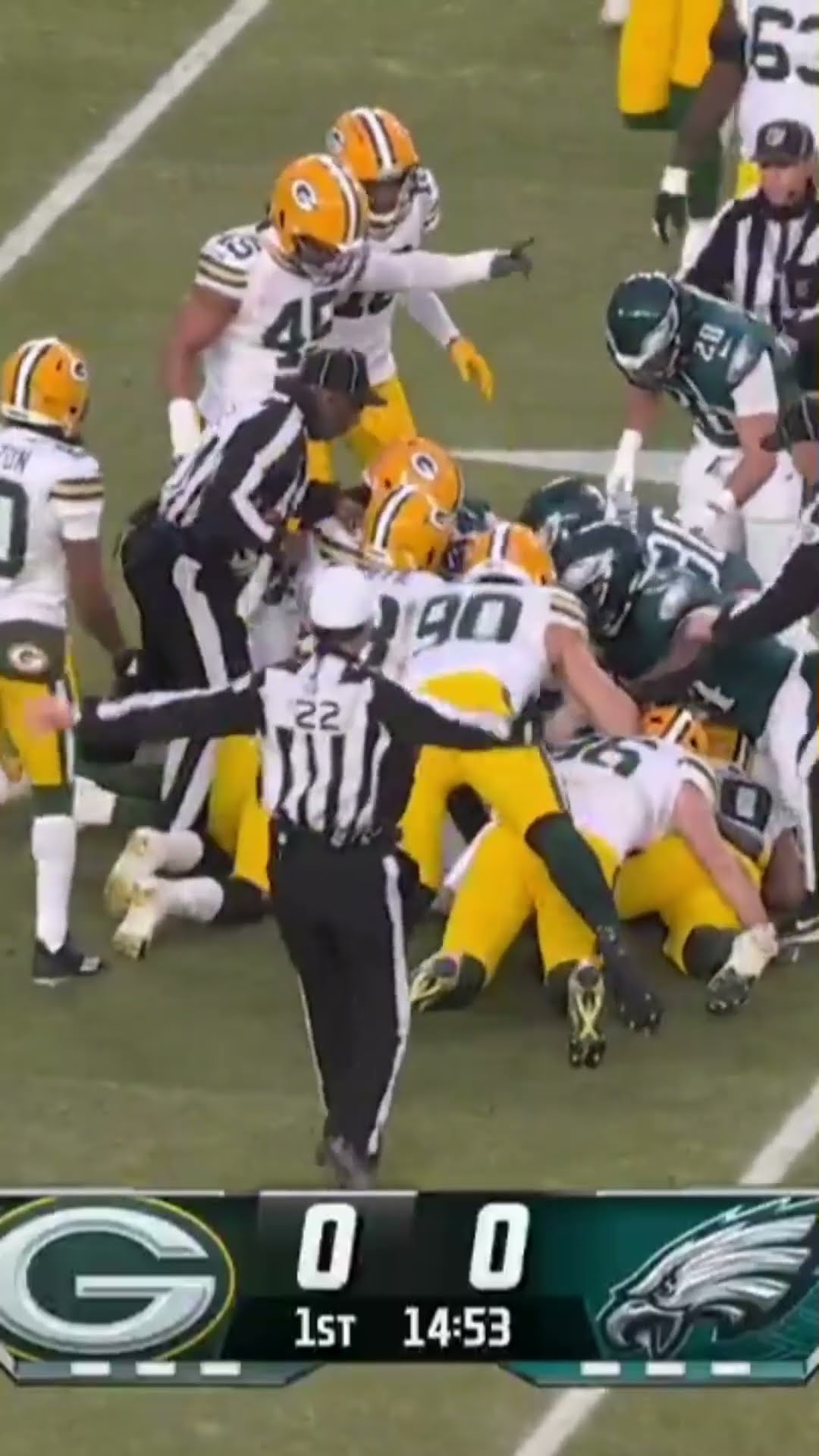 Oren Burks LAYS THE WOOD on the kickoff to force the TO ?? Eagles vs Packers Wild Card Highlights