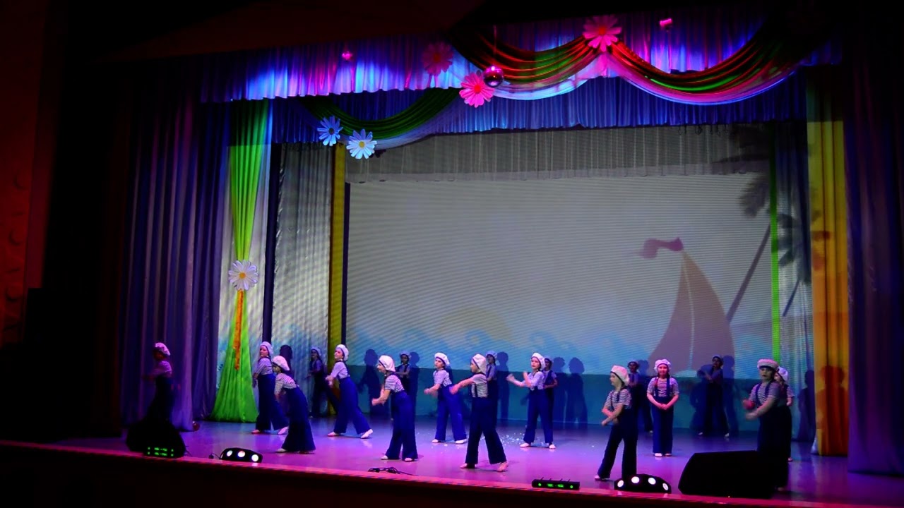 03 «Маленький кораблик» – Образцовый танцевальный ансамбль «Веселинка» средняя гр