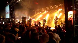 Video thumbnail of "Dodo and the Dodos - Land-live koncert 2010"