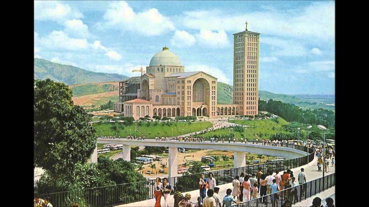 Graças vos damos senhora