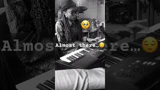 Interesting Accompaniment That Blew The Mind Of The Media.