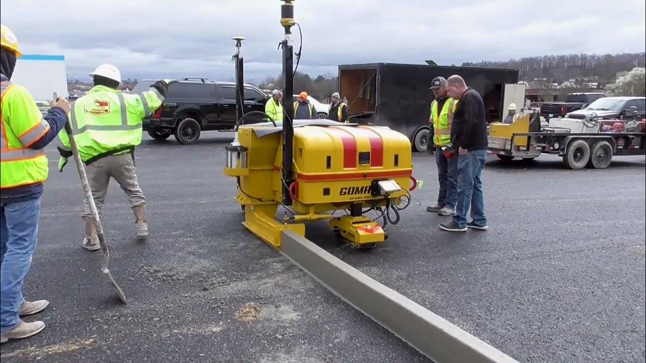GOMACO CC1200e BatteryPowered Slipform Concrete Curb Machine YouTube