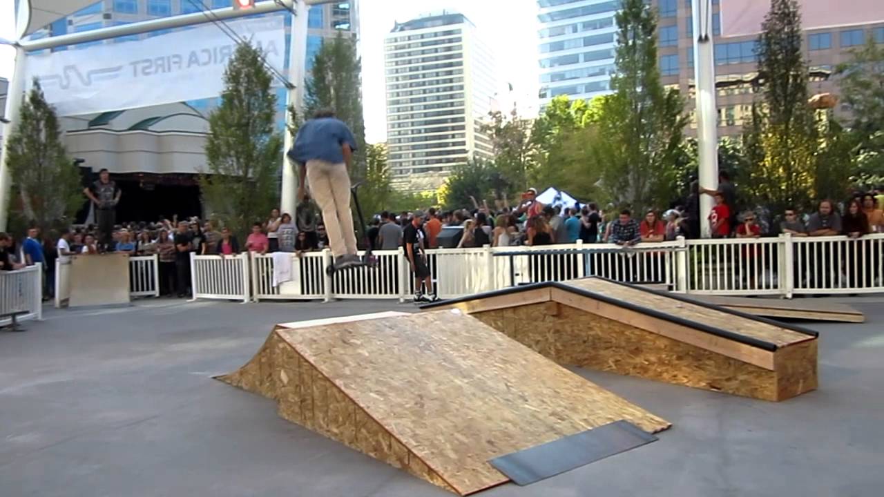 x96 Big Ass Show, AWOLNATION - Sail live, skate park.