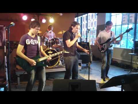 Demsterwold - Hold on (5 juli 2011)