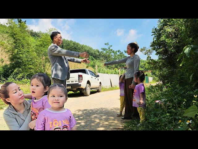 After the divorce, the ex-husband unexpectedly came to pick up the two children.