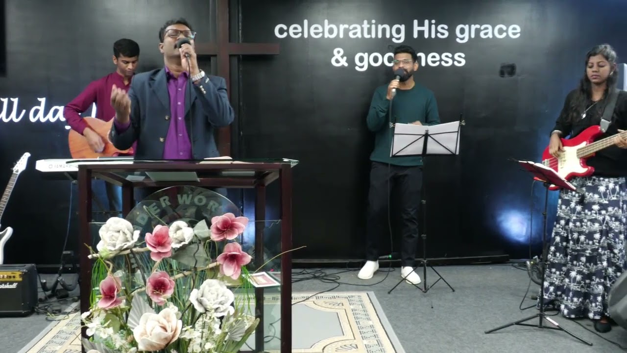 En Maeippar  EAGC Worship Band  Pastor Y Johnson  Tamil Christian Song