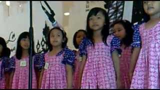 burung layang-layang- AT. Mahmud.mp4