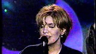 Video thumbnail of "Alison Krauss and Union Station - That's the Way Love Goes"