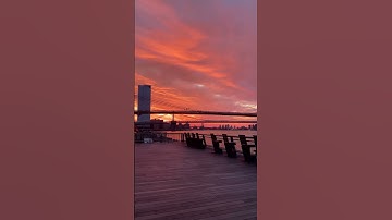 The Manhattan Bridge in New York  🙃  🙃  🙃#shortvideo #manhattan