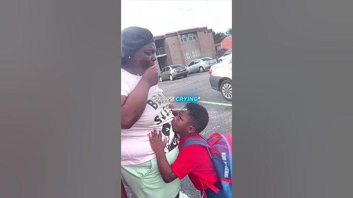 She Was Crying at the Bus Stop… Then This Kid Walked Up 🥹