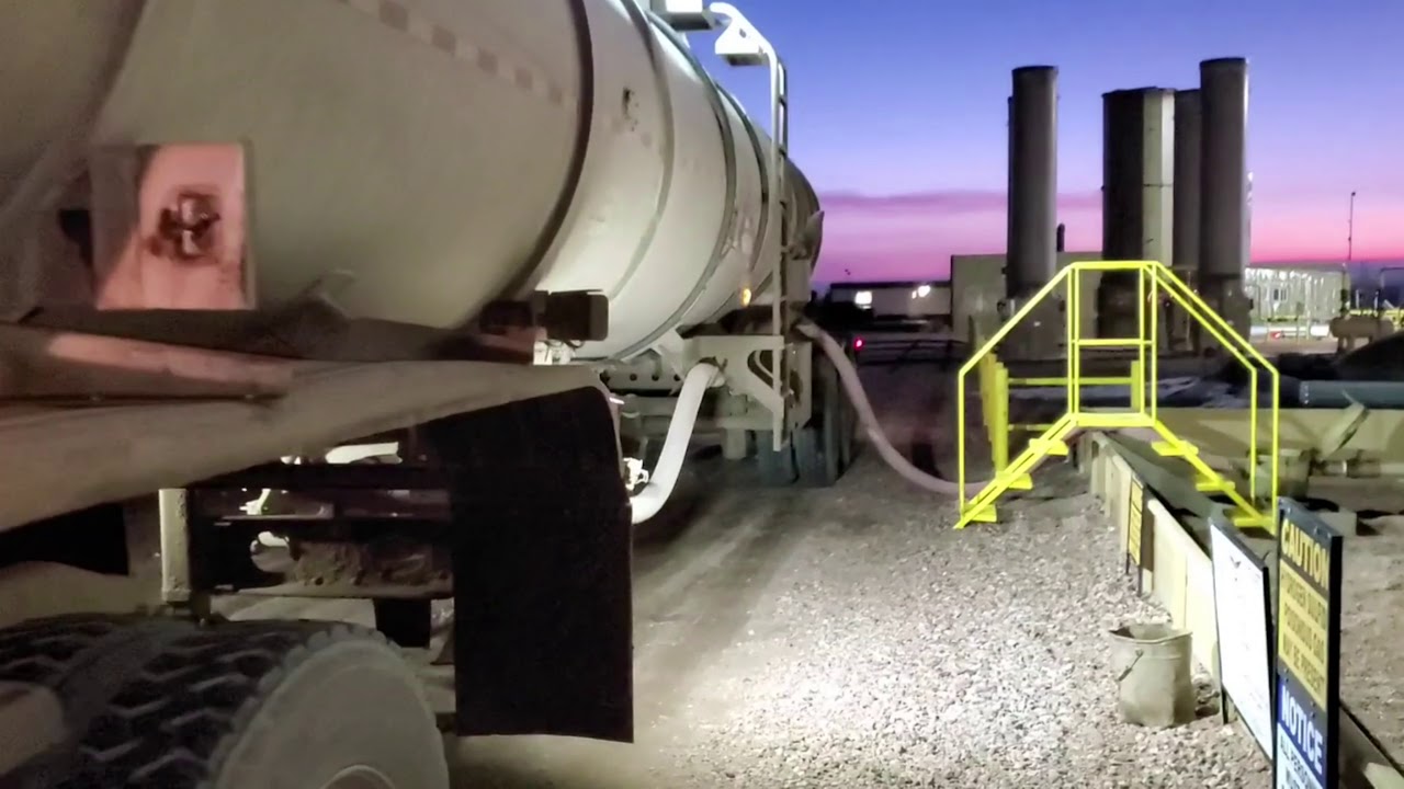 How To Start A Crude Oil Hauling Business