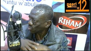 Dr Kiiza Besigye nga annyonyola ebigenda mu maaso mu ggwanga Uganda