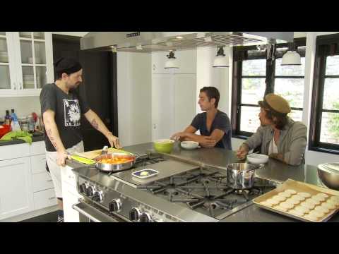 clip from Cooking with Tomo on VyRT