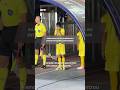 Garotinho se emociona ao entrar em campo com Neymar #neymar #santos #futebol