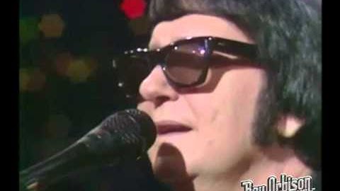 Thumbnail of "HOUND DOG MAN" - Roy Orbison, from "Live at Austin City Limits"