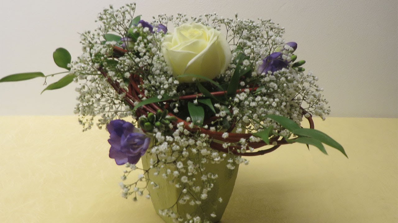 Floristik selber machen â blumenstrauà â deko ideen mit flora ...