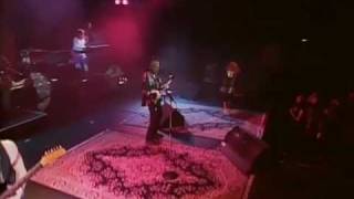 Video thumbnail of "Belinda Carlisle - Leave A Light On (Runaway Horses Tour '90)"