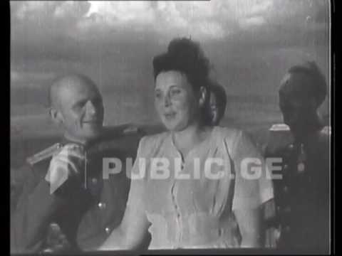 ფუნიკულიორი –მშრომელი ხალხი ოჯახებთან ერთად