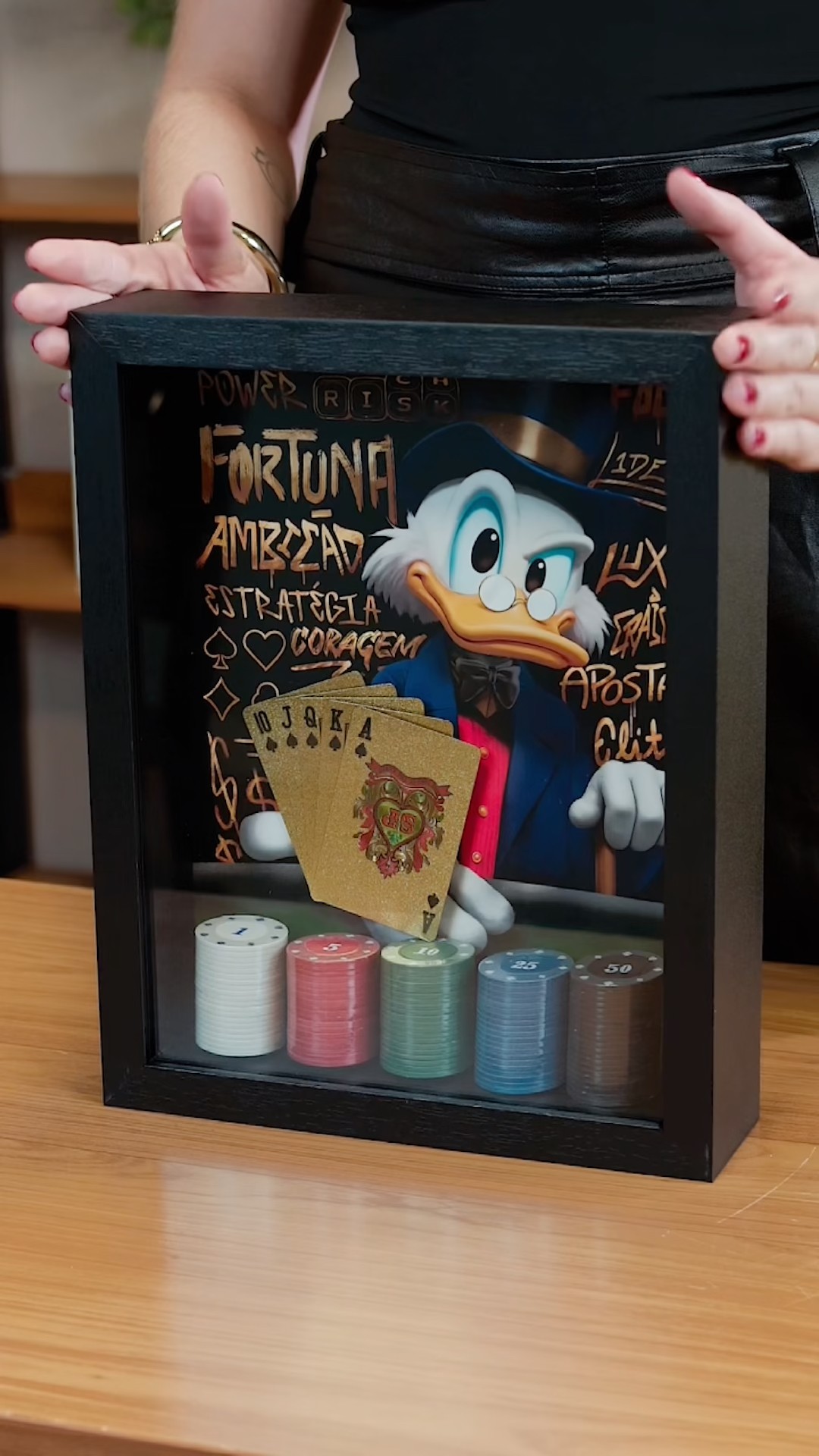 Depoimento de Quadros Decorativos em vídeo