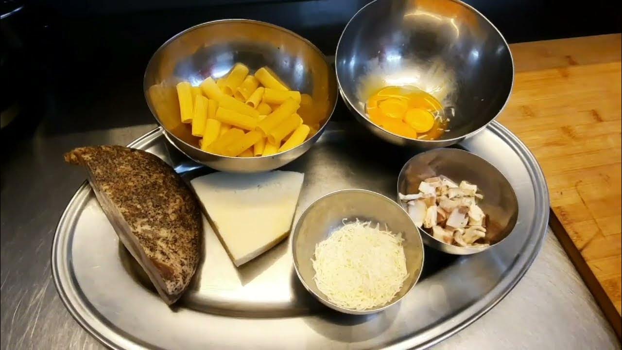 Rigatoni alla Carbonara Guanciale e Pecorino Romano, 3 tuorli d'uovo