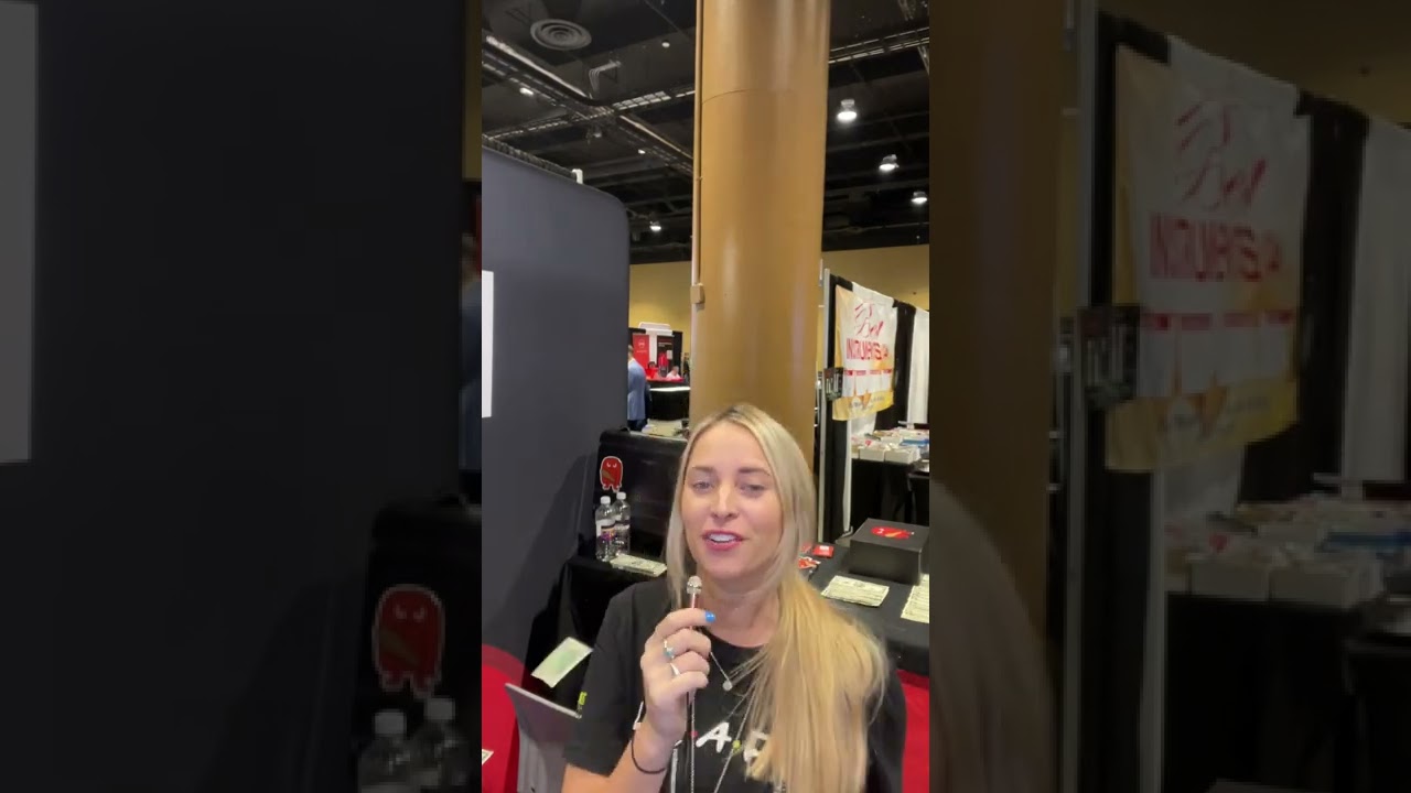 Taylor from the Florida Dental Convention!