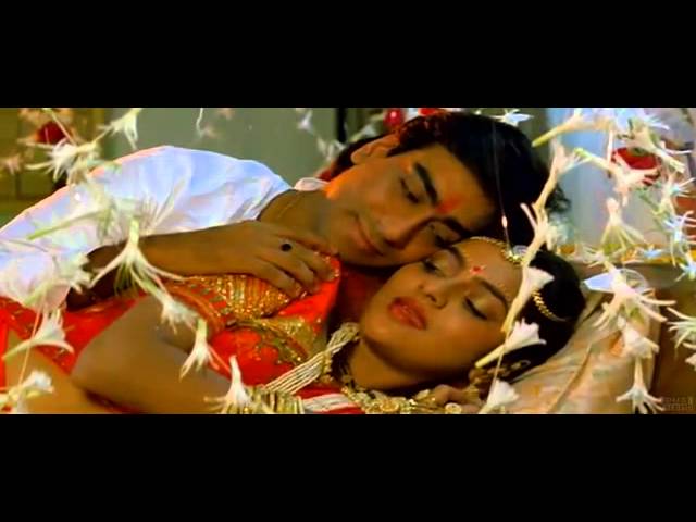 Dheere Dheere Pyaar Ko Badhana Hai Phool Aur Kaante 720p HD SONG YouTube. 