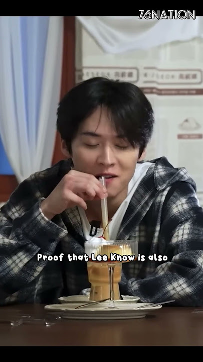 LEE KNOW IS ALSO A HUMAN #shorts #kpop #straykids #skz #leeminho #hyunjin #seungmin #hanjisung