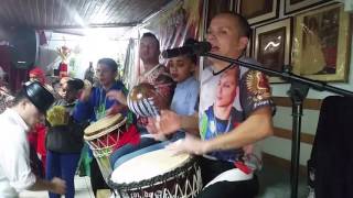 Felope De Oxala E Família De Ouro