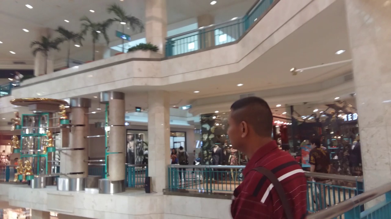 Jam Plaza Senayan - YouTube