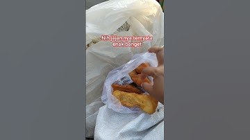 wauu enak banget ternyata #shorts #videoshort #yuliaasofficial #semangat #pasar #kuliner #jajanan