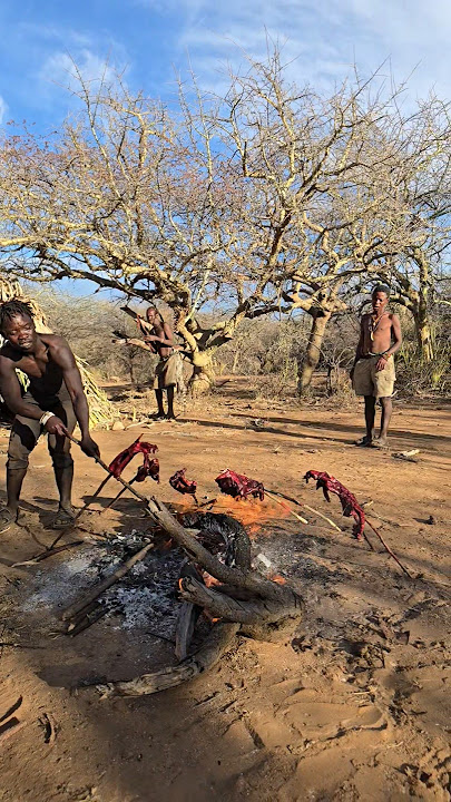 kudu bbq #foryou #hadzabetribe #wildlife #dudukwe #chaaba #viral #viralvideo