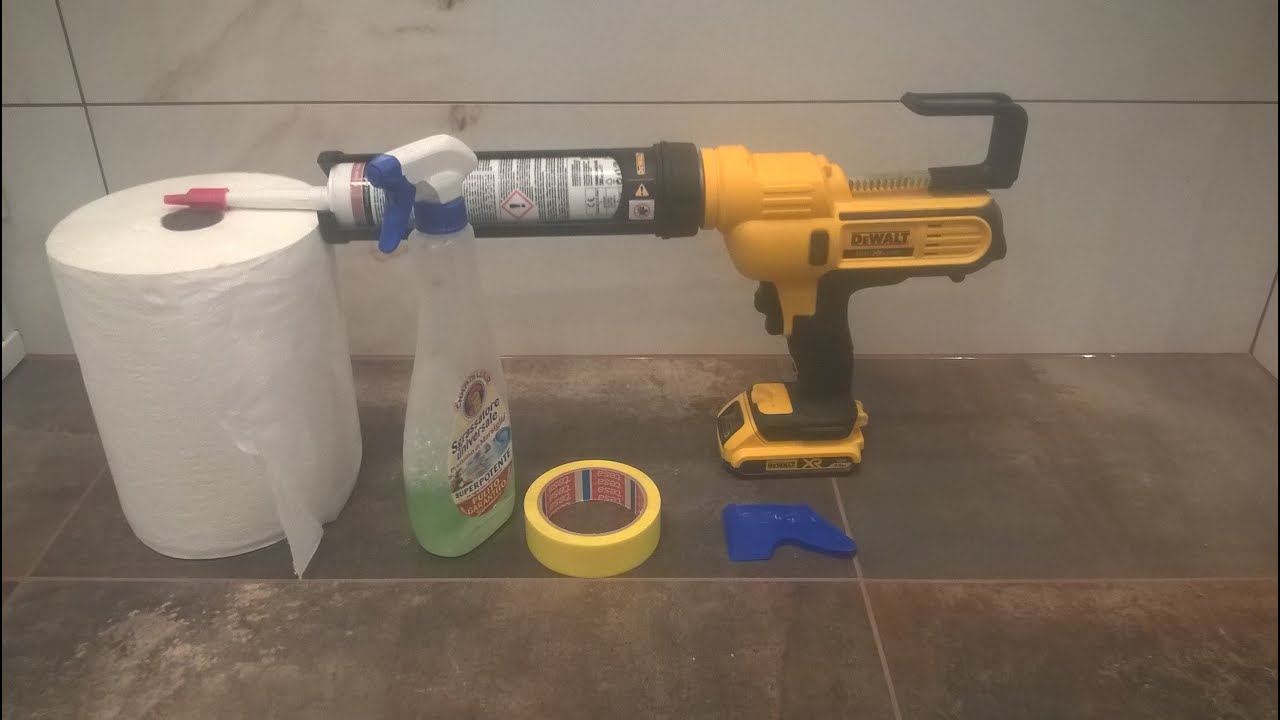 Pistolet à mastic 18V XR DCE560N DeWalt