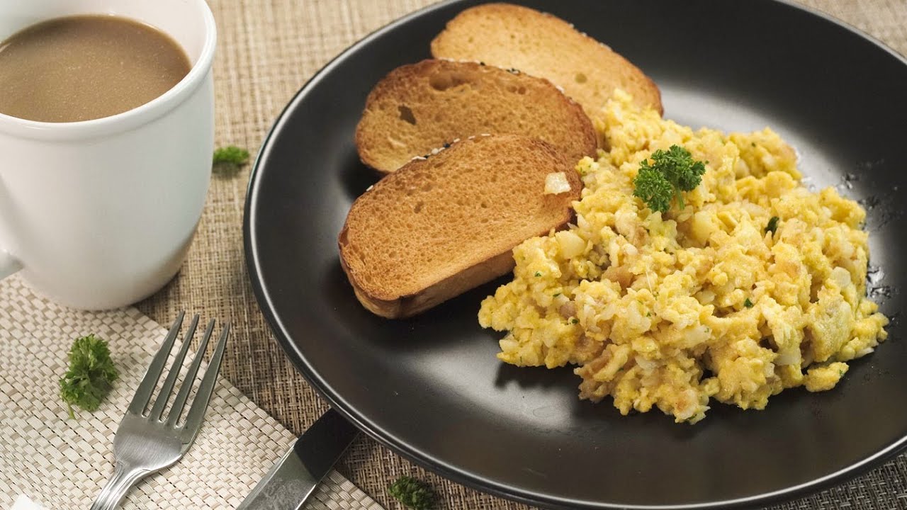 How To Make Easy Cheesy Scrambled Eggs Recipes Net Youtube