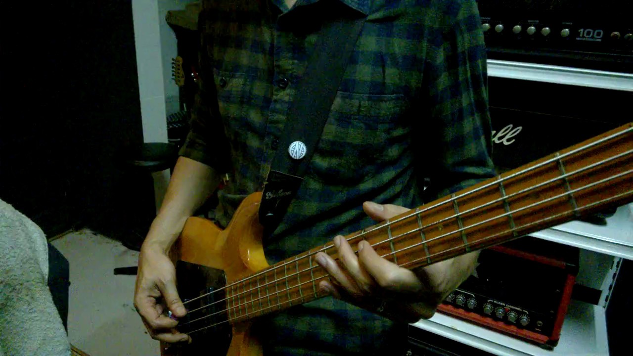 HELLUVA - BASS SESSION