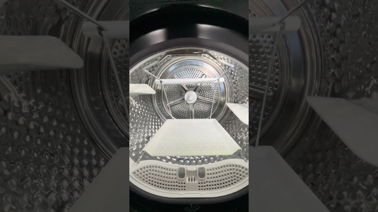 Установка поддона для обуви в сушильной машине DEXP DM-F9KHDMA/GB