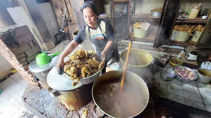 AYAM GORENG CEMPLUNG LEGENDARIS DI YOGYAKARTA SEJAK 1973 !!! INDONESIAN TRADITIONAL FOOD