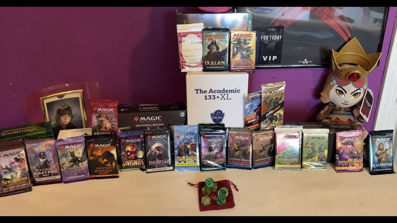 Magic the Gathering Opening Booster packs - YouTube