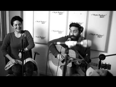 Büyük Ev Ablukada - Aynı Günün Gecesi Büyük Ev Ablukada