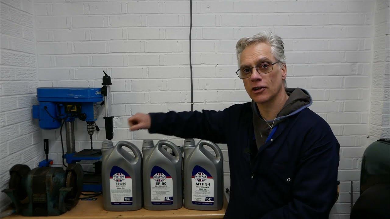 Land Rover Defender Gearbox Oil Change.. - YouTube