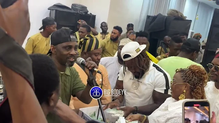 MOMENT WHEN ALH WASIU ALABI PASUMA COMPETES WITH A USA ARMY ON THE DANCE FLOOR 