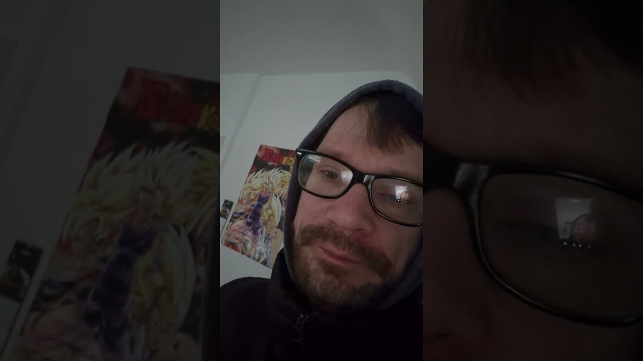 Wollte mitteilen das ich heute Geburtstag habe und allen einen wunderschönen guten Tag wünschen