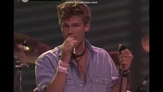 A-Ha - Take On Me (1987)　アハ　　テイクオンミー