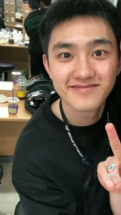 Bare face aja cakep banget bestie #kyungsoo #dokyungsoo