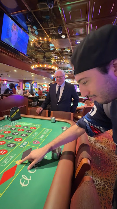 CASINO OWNER WATCHES ME BET $1000 ON ROULETTE! 😅👀 #lasvegas #casino #gambling