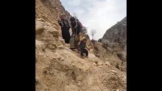 down the mountain with his wife and children to the market