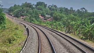 インドネシア国鉄(後面展望)、ガンビル発スラバヤ行き特急列車、チルボンからブルウォケルトの山越え。