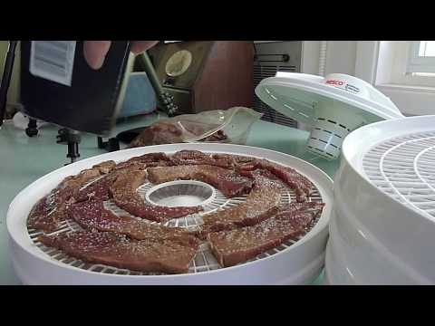 making-beef-jerky-at-home-with-a-nesco-dehydrator