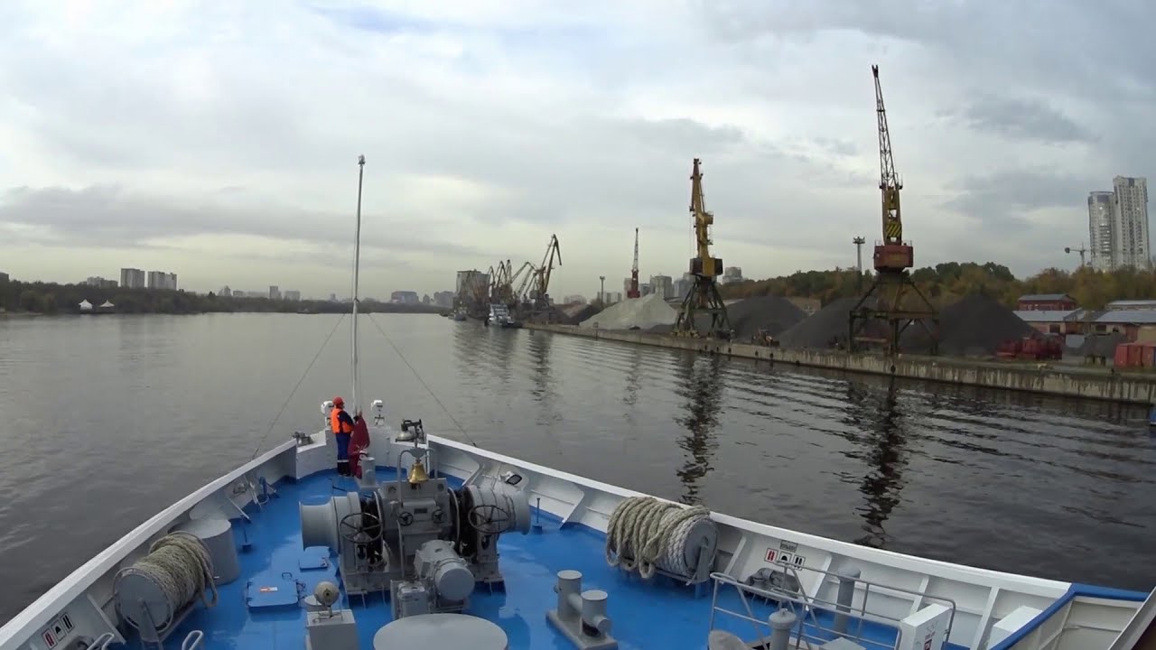 Теплоход Мстислав Ростропович отправление из Москвы - YouTube