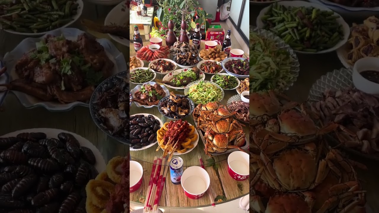New Year’s Eve Dinners Across China 🇨🇳🥟 | Traditional Chinese Reunion Feast